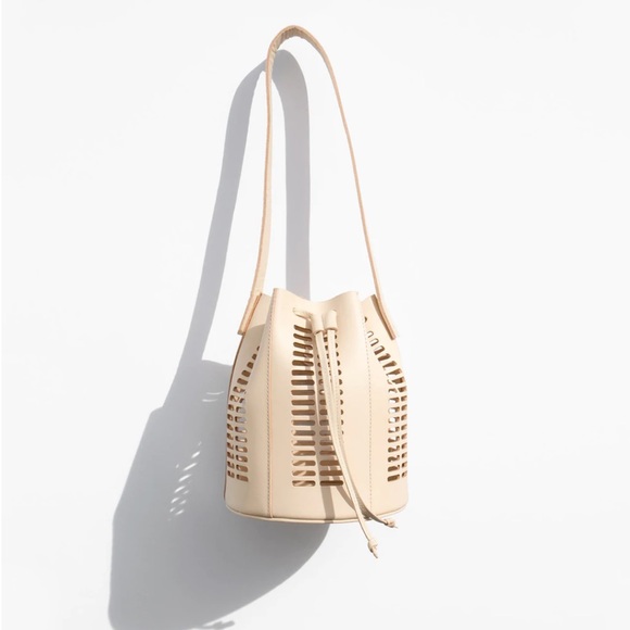Modern Weaving Mini Jute Die Cut Bucket Bag - Picture 5 of 6